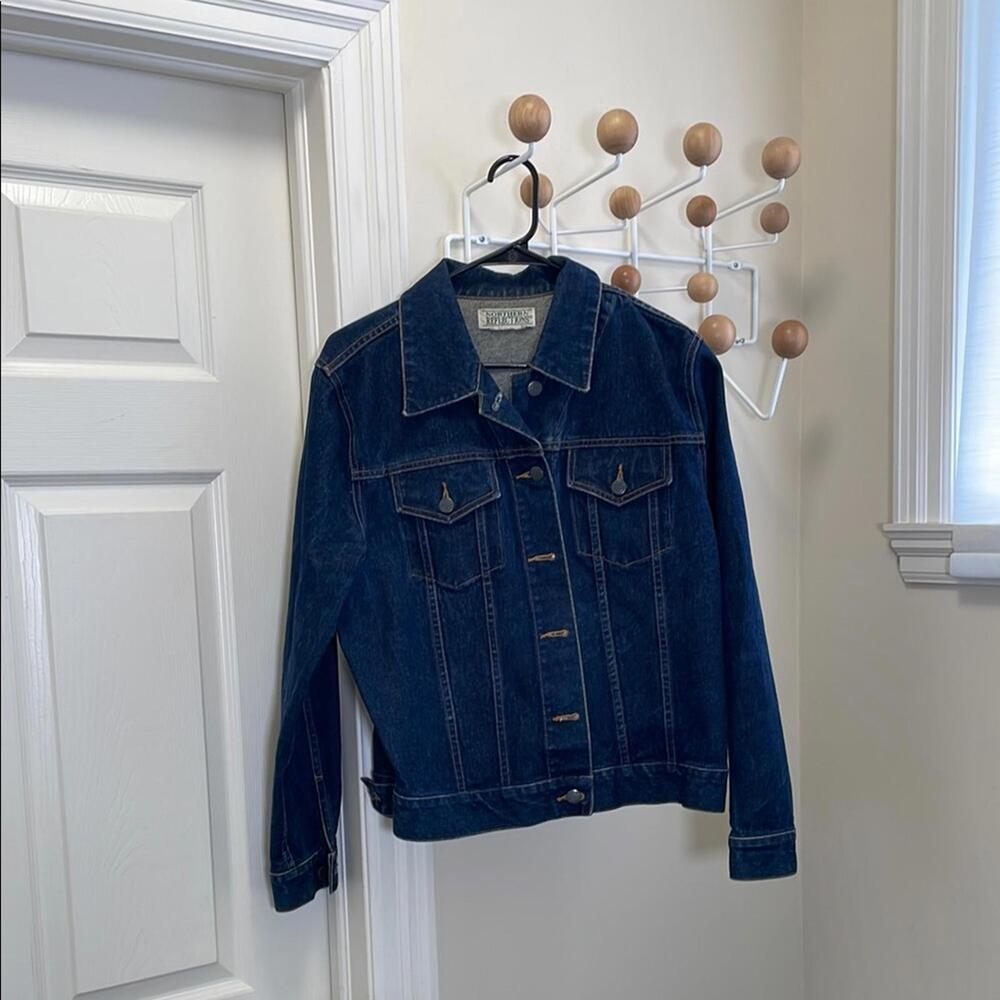 Northern Reflections - Classic 90s Denim Jacket - Blue - M